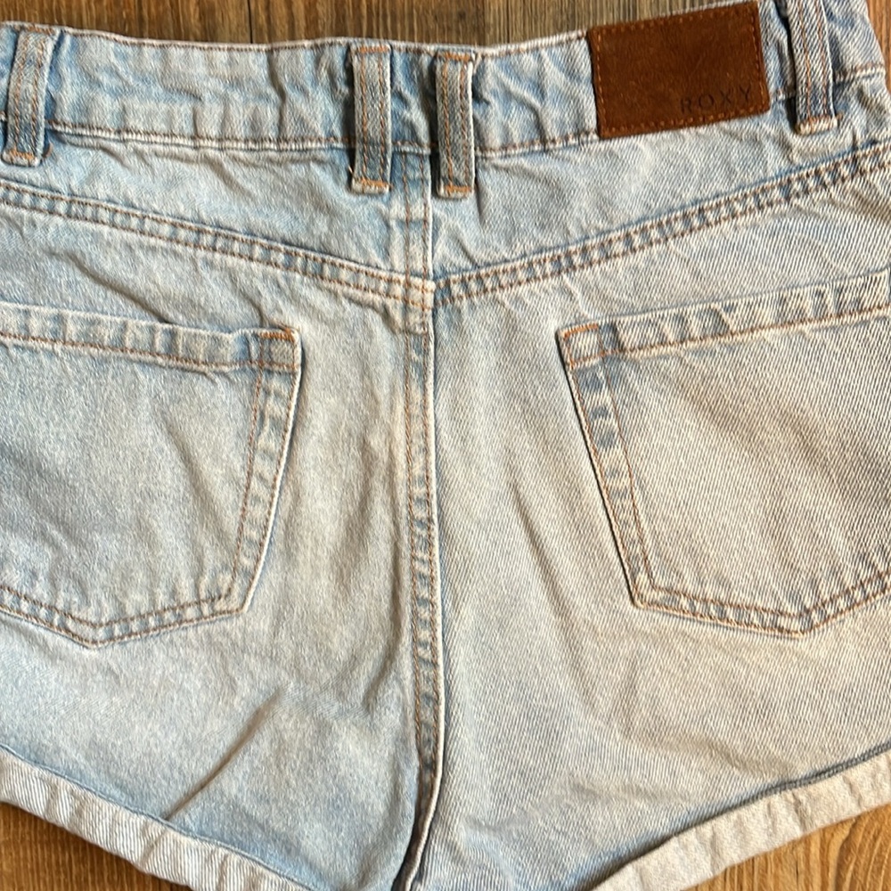 Roxy- Button Fly, High Rise Jean Short - Picture 5 of 7